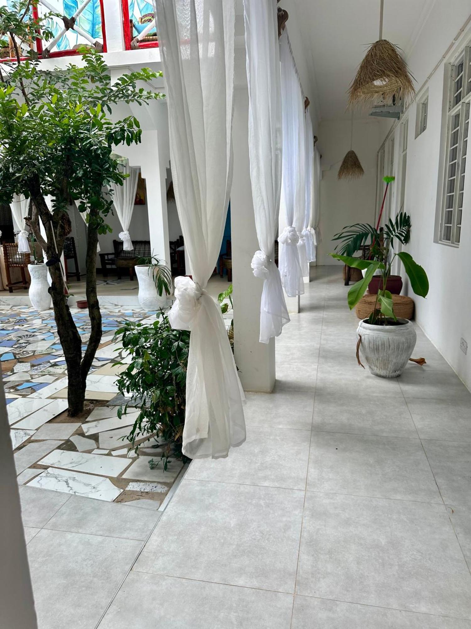 Pole Pole House Hotel Nungwi Ngoại thất bức ảnh
